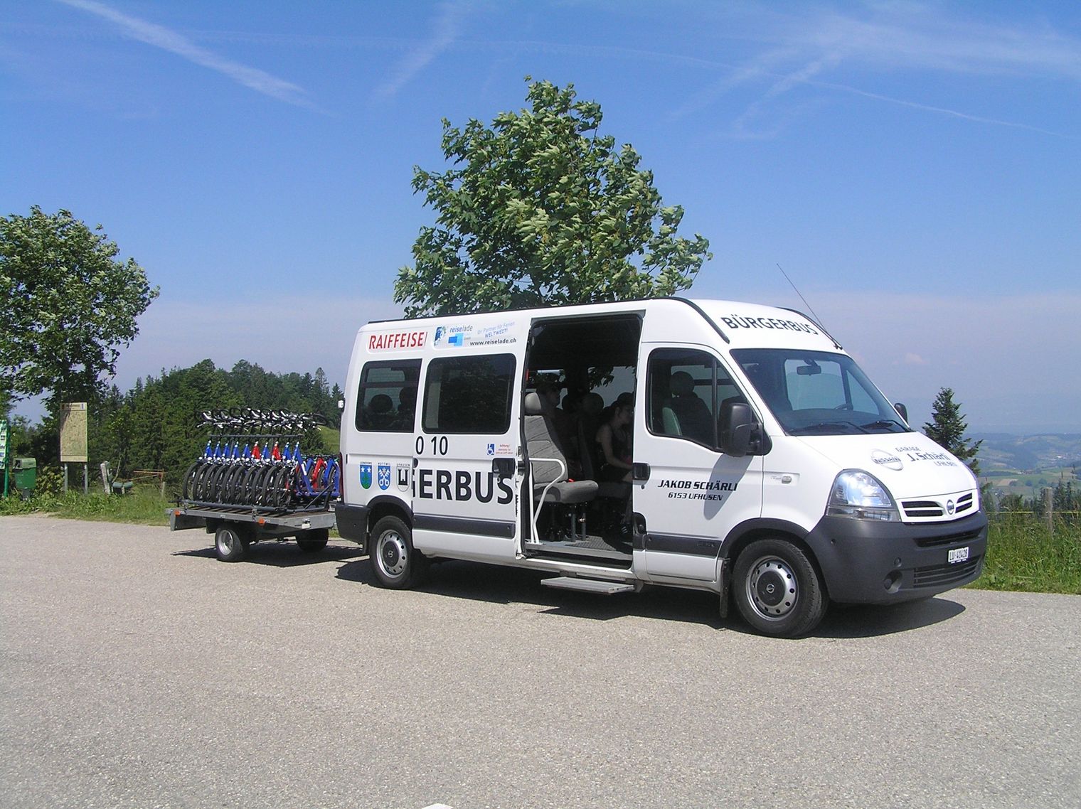Ahorn Bus